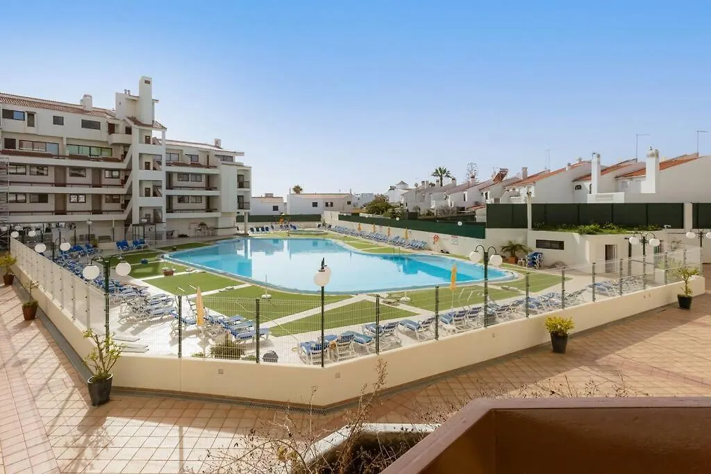 Vila Magna - Apart Com Ac, Renovado Para 4 Com Vista Piscina Em Albufeira 0*,  Portugal