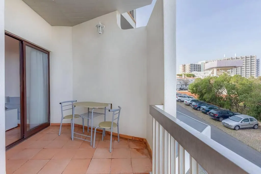 Vila Magna - Apart Com Ac, Renovado Para 4 Com Vista Piscina Em Albufeira Apartment